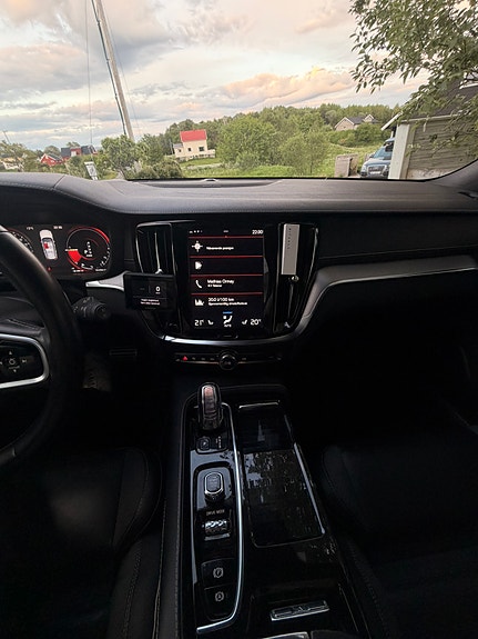 Volvo V60 5 of 24