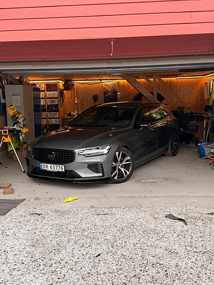 Volvo V60 3 of 24