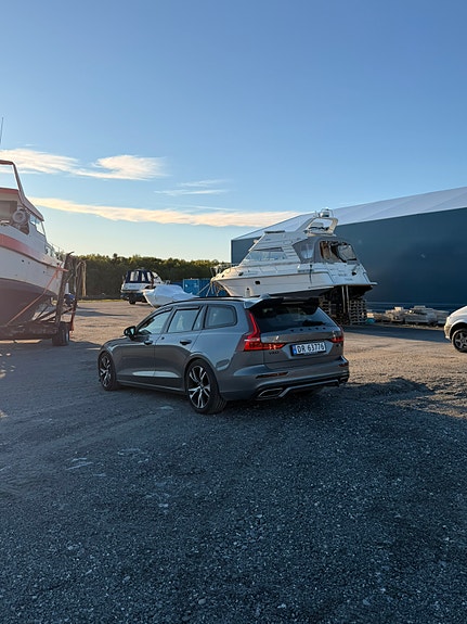 Volvo V60 18 of 24