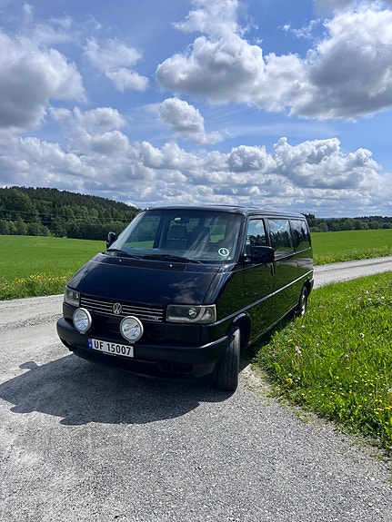 Volkswagen Transporter 4 of 17