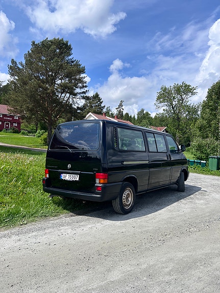 Volkswagen Transporter 6 of 17