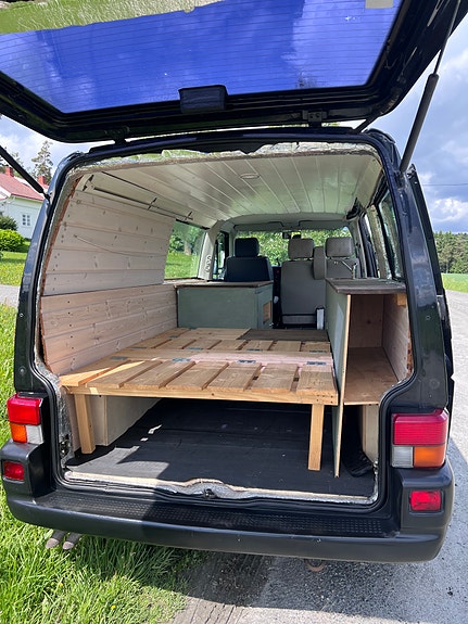 Volkswagen Transporter 7 of 17