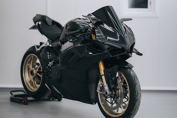 Ducati Panigale V4S Black|2020-kåper|Påkostet 2 of 5
