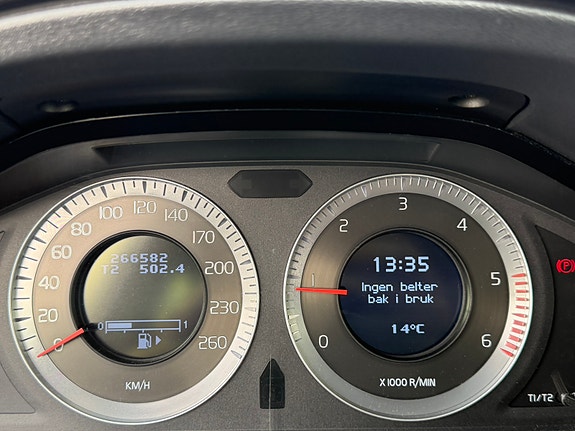 Volvo V70 5 of 5