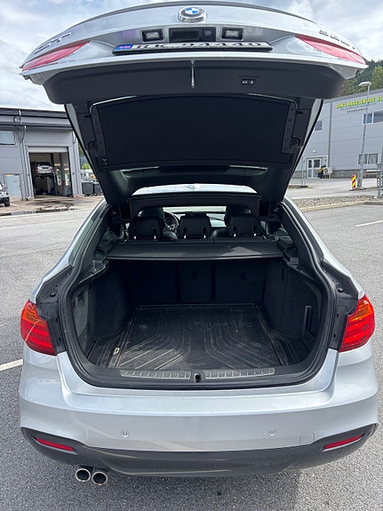 BMW 328i 5 of 27