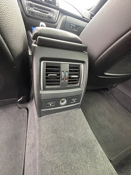 BMW 328i 12 of 27
