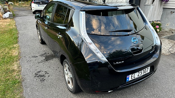 Nissan Leaf 5 of 5