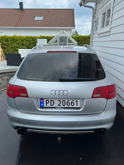 Audi A6 allroad 2 of 3