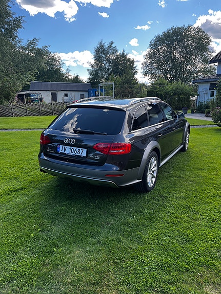 Audi A4 allroad 5 of 5