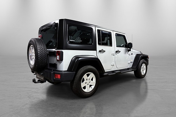 Jeep Wrangler 5 of 5