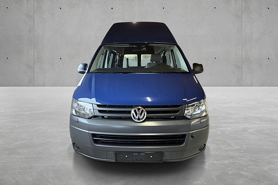Volkswagen Caravelle 5 of 26