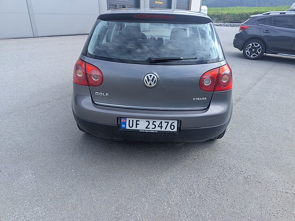Volkswagen Golf V 4 of 11