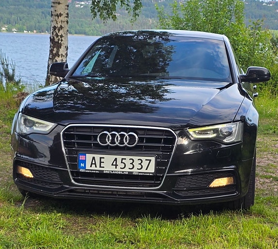 Audi A5 2 of 5