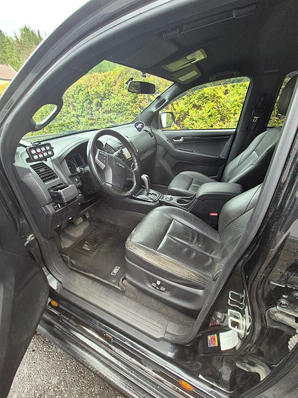 Isuzu D-max 11 of 13