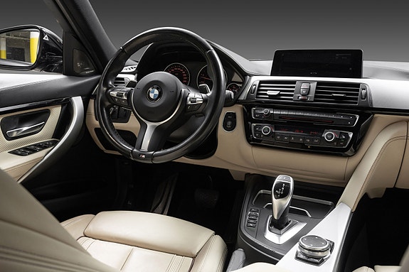 BMW 335d 26 of 30