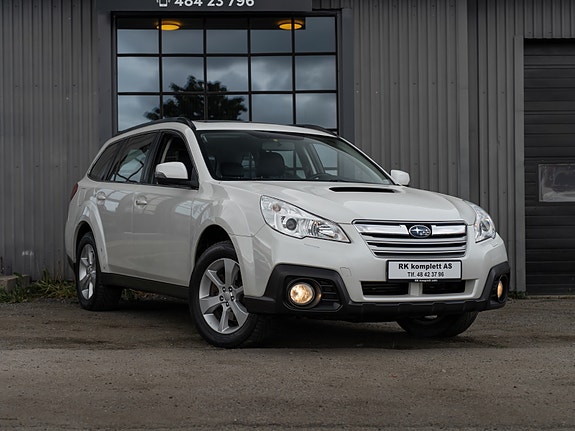 Subaru Outback 3 of 5