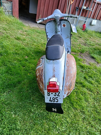 Vespa VESPA 3 of 5