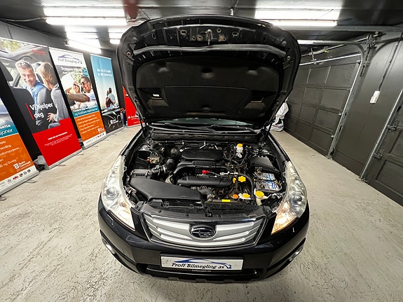 Subaru Outback 10 of 30