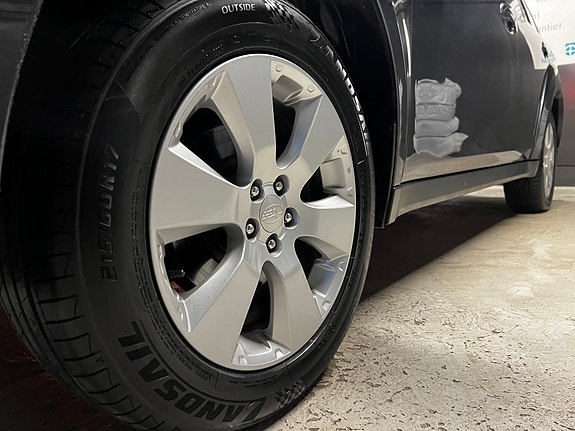 Subaru Outback 13 of 30