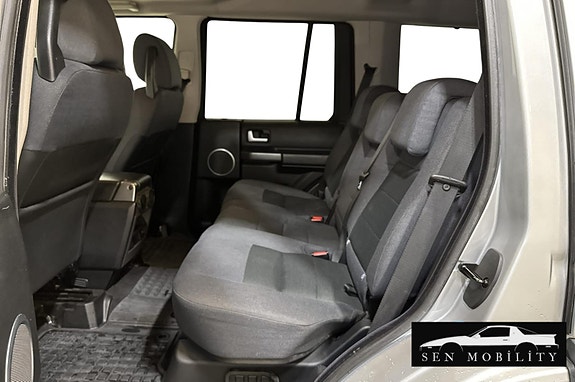 Land Rover Discovery 10 of 28