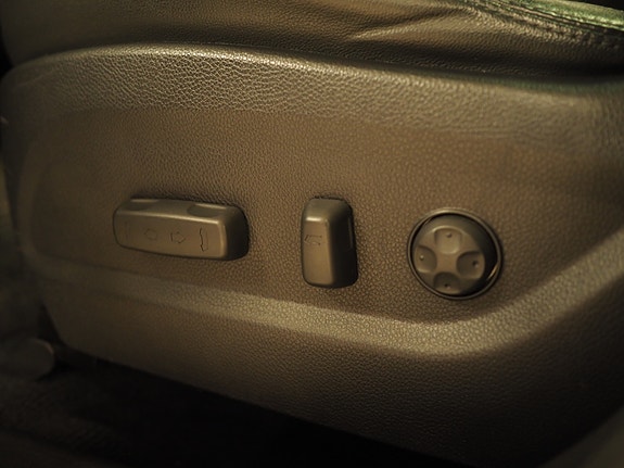 Hyundai Santa Fe 12 of 30