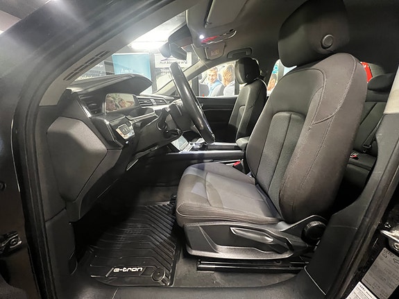 Audi e-tron 30 of 30