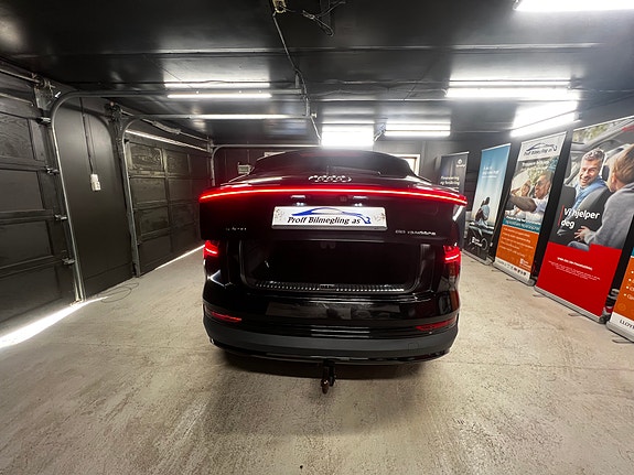 Audi e-tron 16 of 30