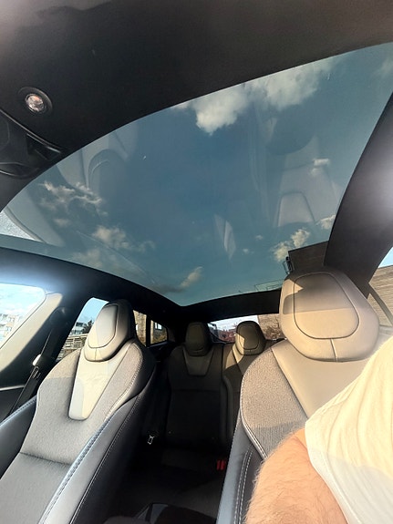 Tesla Model S 9 of 11