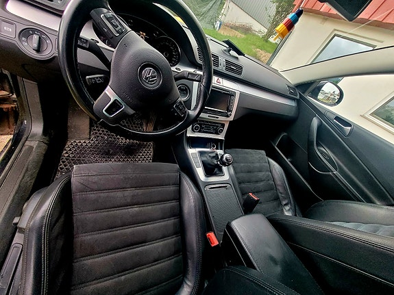 Volkswagen Passat 3 of 5
