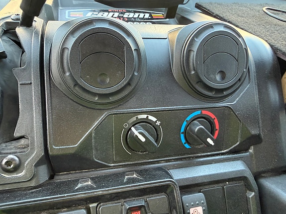 Can-Am Can-Am Traxter HD9 med Deluxe hytte. Traktor registrert 40 km/t for 3 personer. 13 of 30