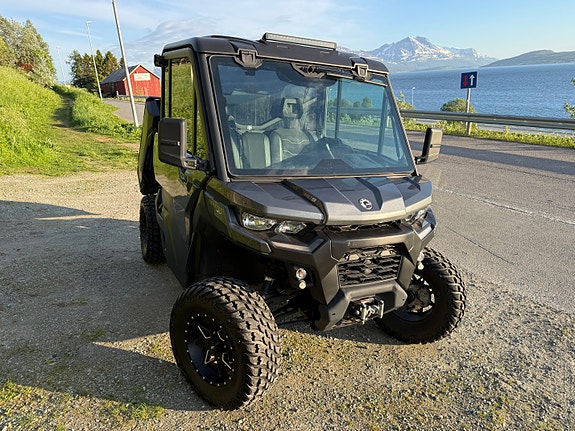 Can-Am Can-Am Traxter HD9 med Deluxe hytte. Traktor registrert 40 km/t for 3 personer. 4 of 30