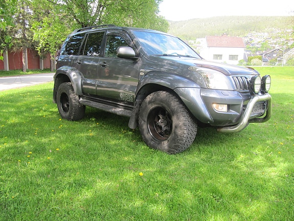 Toyota Land Cruiser 5 of 30