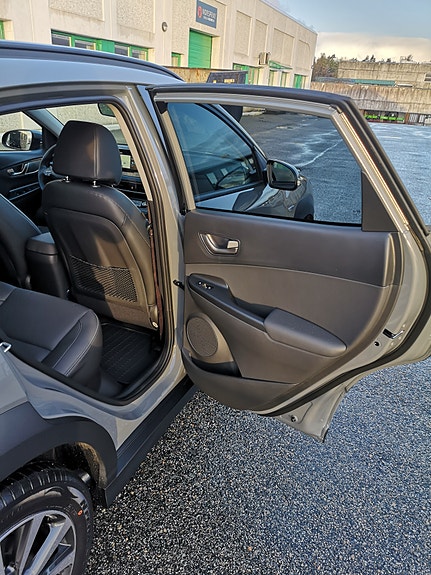 Hyundai Kona 12 of 19