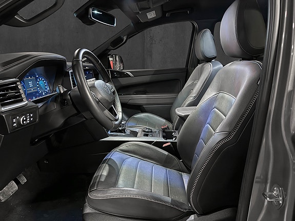 Volkswagen Amarok 14 of 28