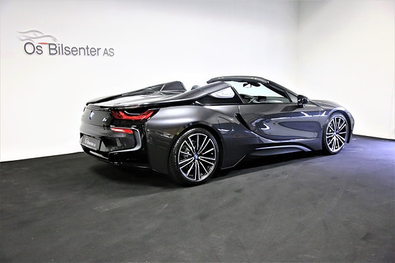 BMW i8 9 of 22
