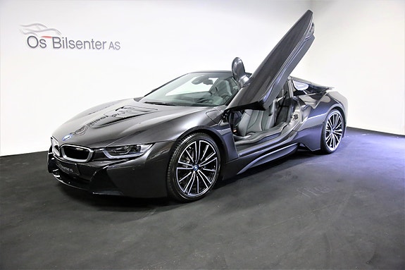 BMW i8 5 of 5