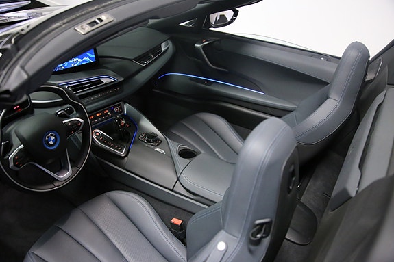 BMW i8 17 of 22