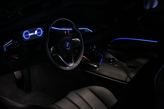 BMW i8 22 of 22