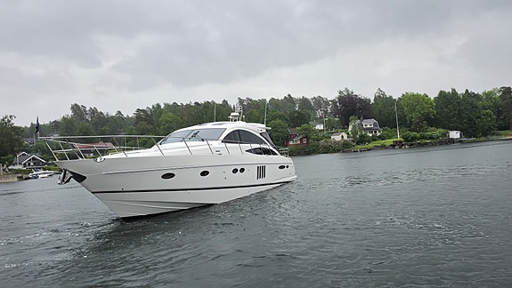 Pen og oppgradert V65 | Hydraulisk plattform | Hydrauliske thrustere | Raymarine 3 of 30