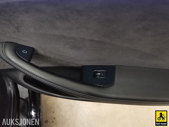 Tesla Model 3 28 of 30