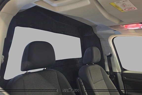 Volkswagen Caddy Maxi 27 of 30