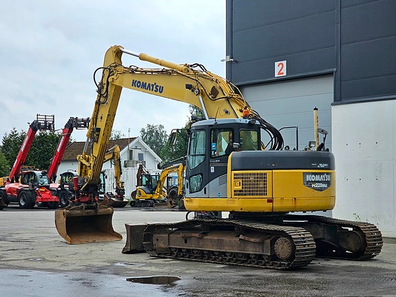 Komatsu PC228USLC-3EO, 2008 mod, 10310 timer, Skjær, Rotortilt, Pusseskuff, Sentralsmøring. 3 of 5