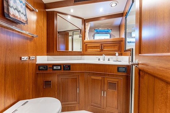 Fleming 58 - extremely well maintained (2015) 30 of 30
