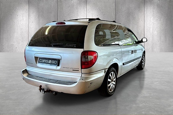 Chrysler Grand Voyager 3 of 5
