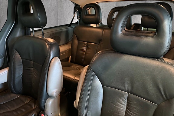 Chrysler Grand Voyager 19 of 25