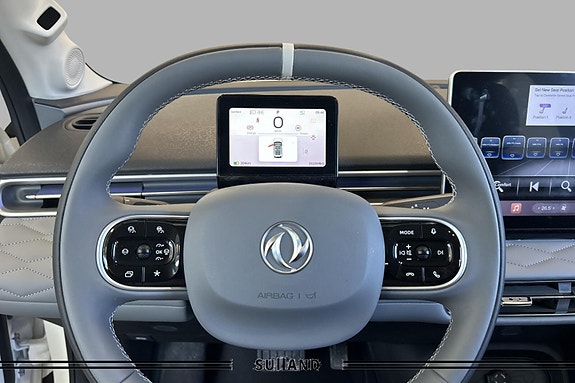Dongfeng Nammi Box 17 of 20