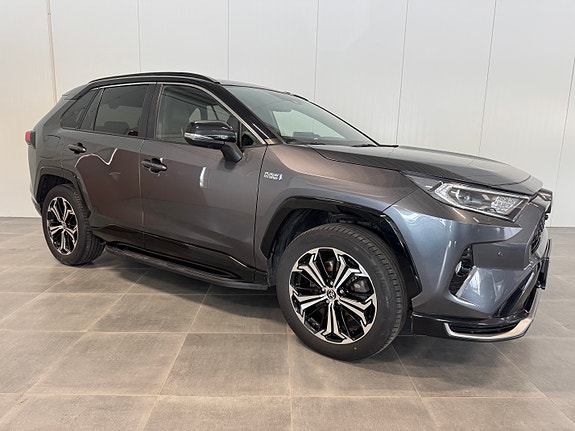 Toyota RAV4 3 of 5