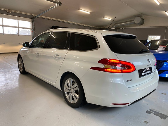 Peugeot 308 5 of 5