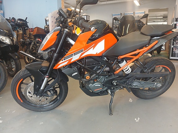 KTM 125 Duke 5 of 5