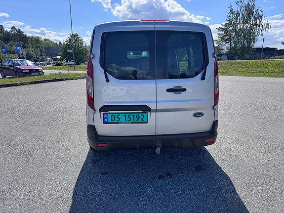 Ford Transit Connect 4 of 12